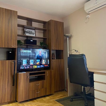 Mila Apartment Novi Sad Exterior photo