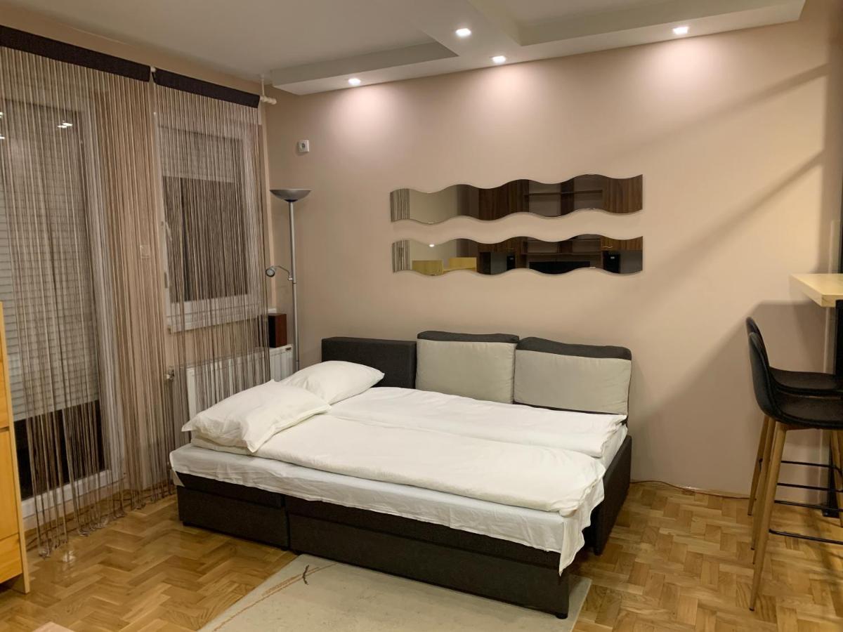 Mila Apartment Novi Sad Exterior photo